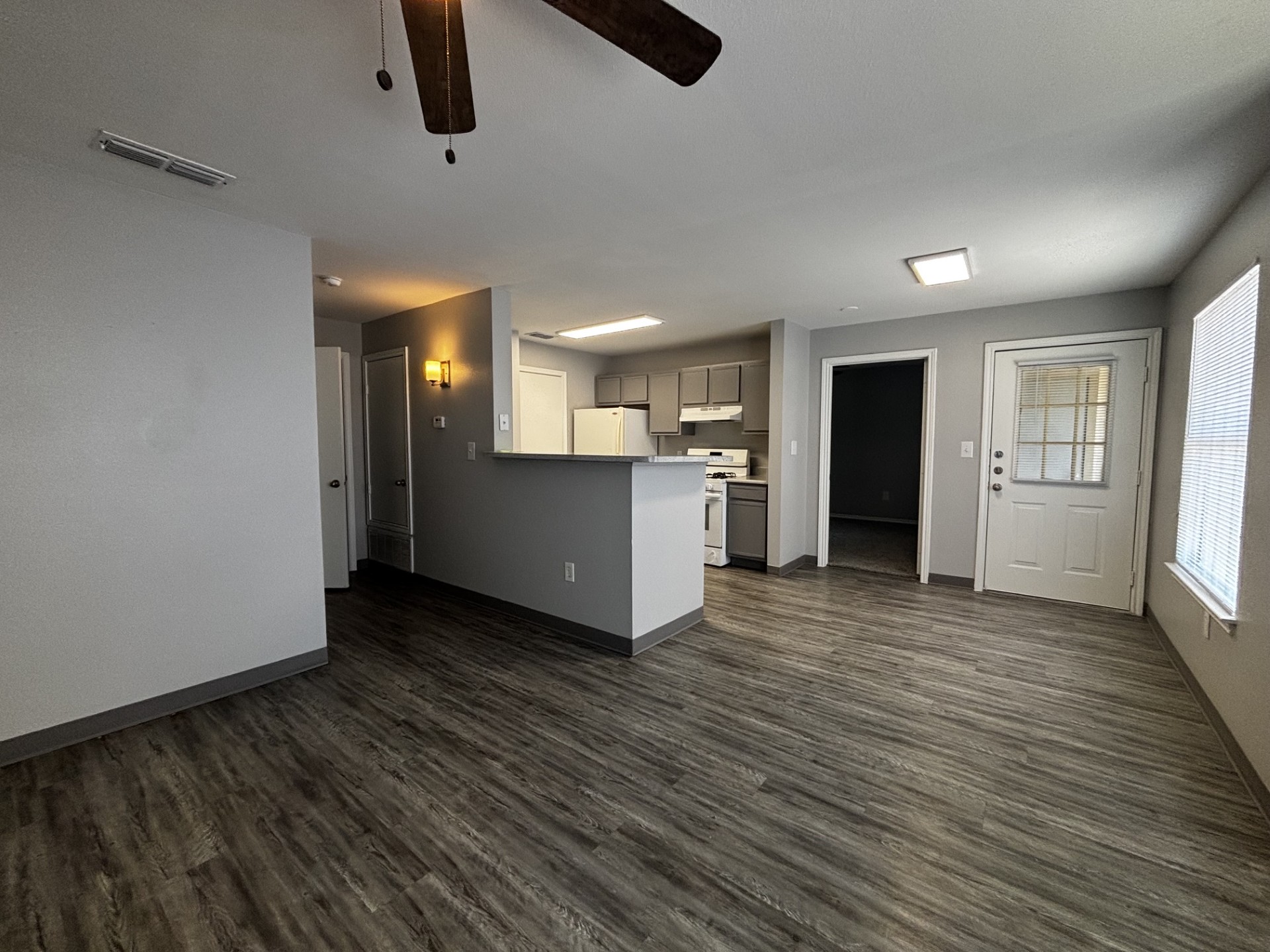 3817 S. Veterans Blvd-225