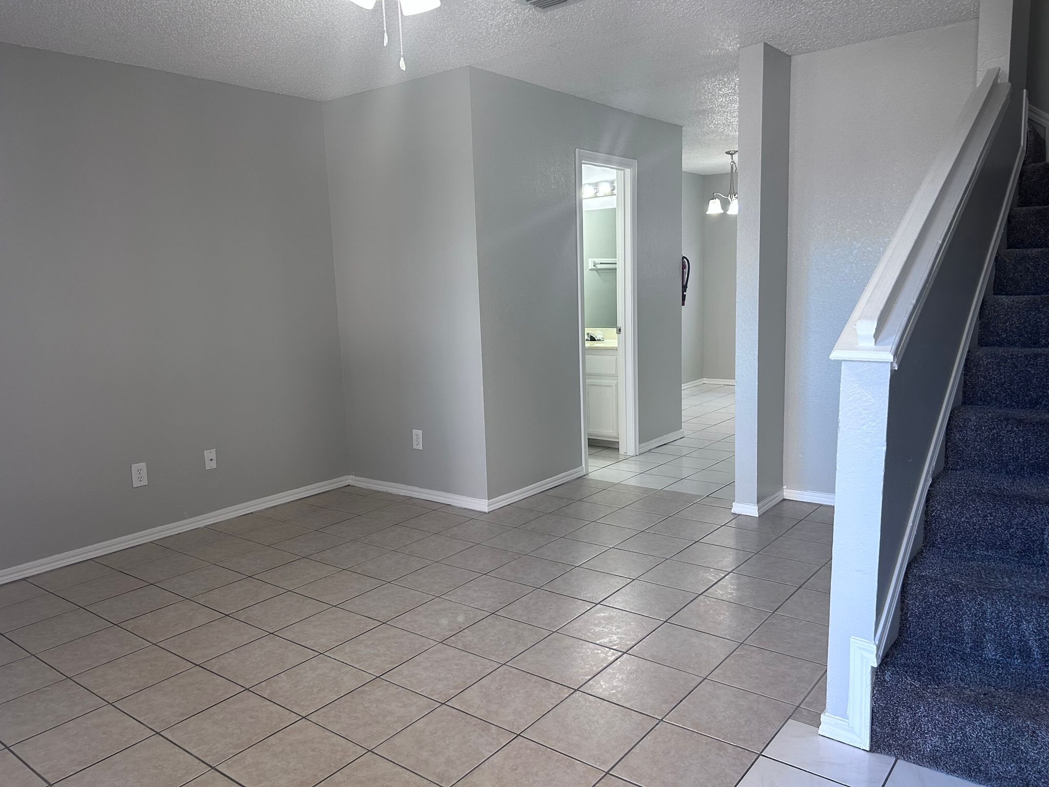 2202 Elisa Lane - 2202-11