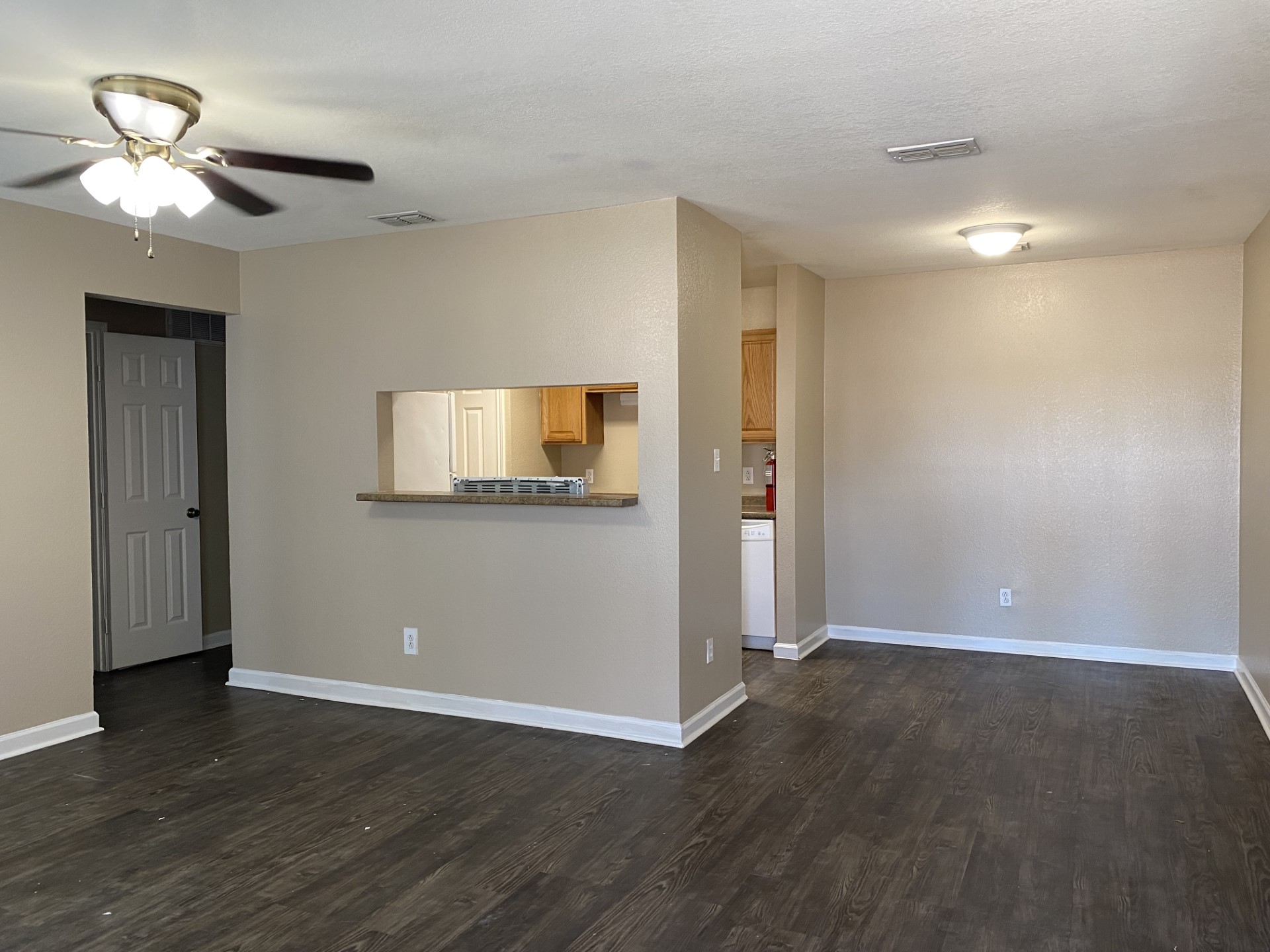 1809 W. Schunior Road - 0304