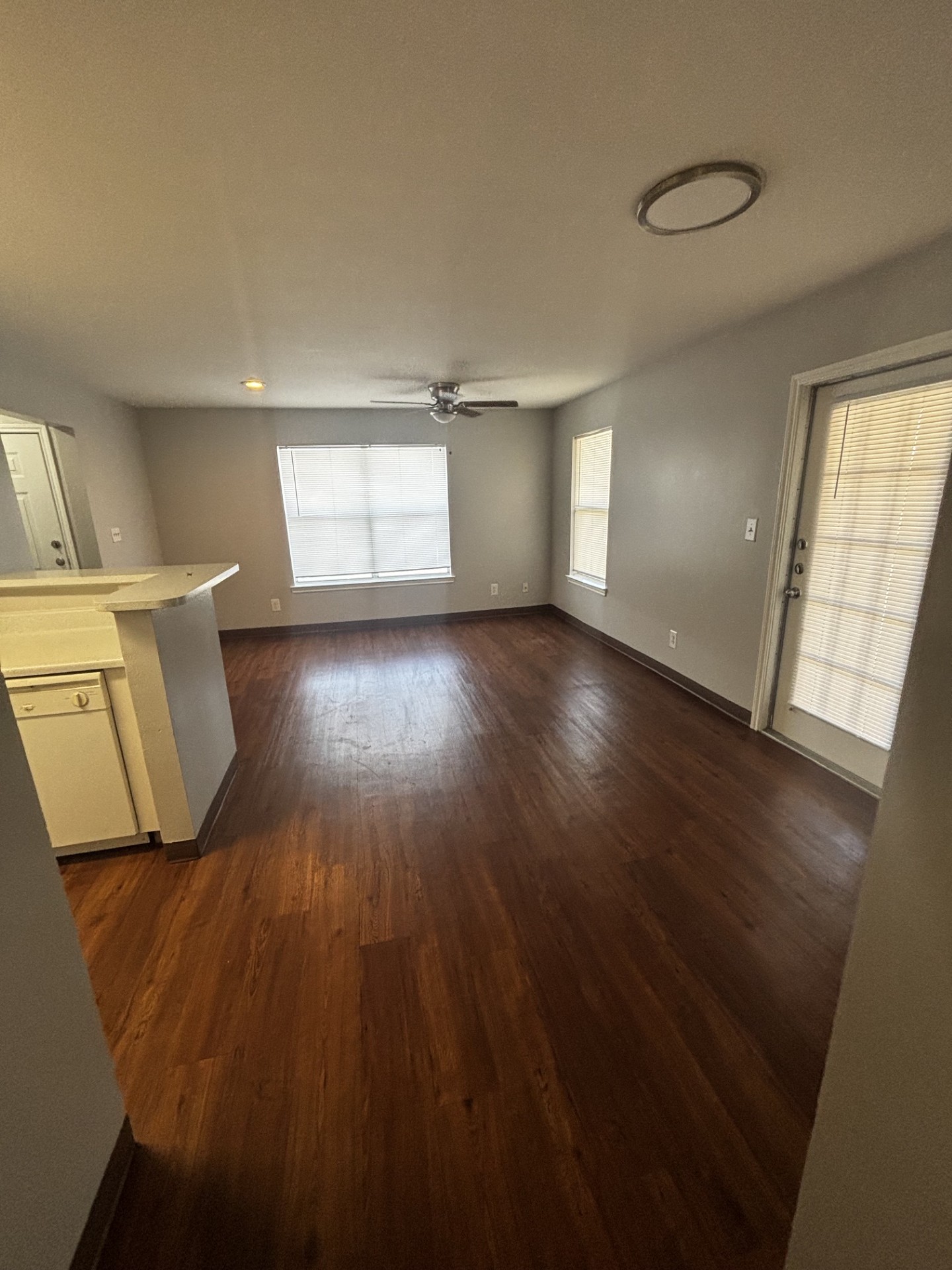 2601 Sarah Avenue-484