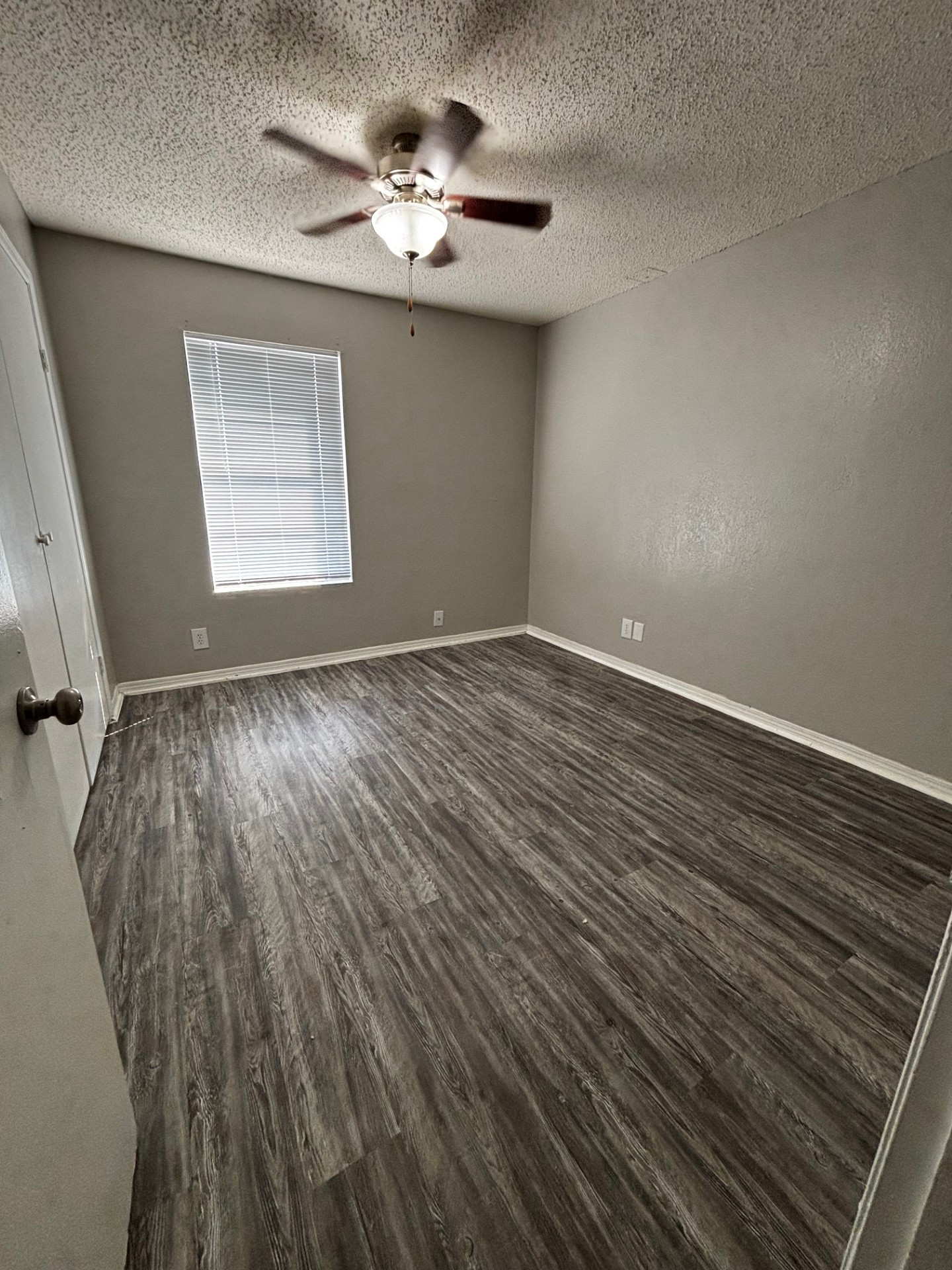 1709 W. Schunior Road - 1002