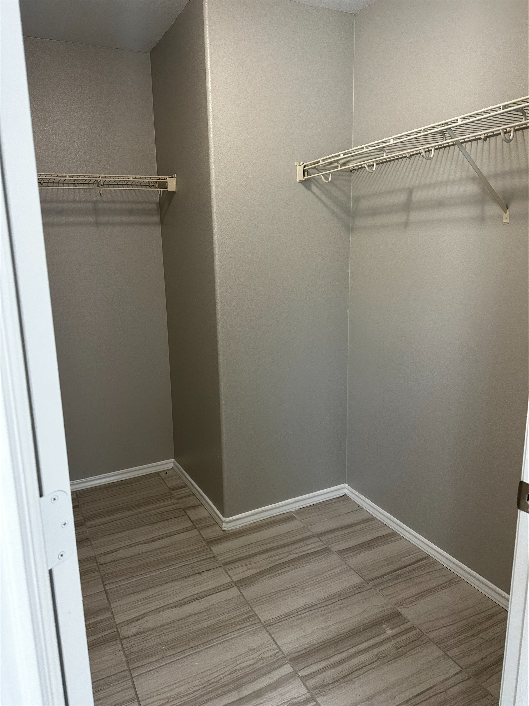 1001 E. Redbud Avenue - 601