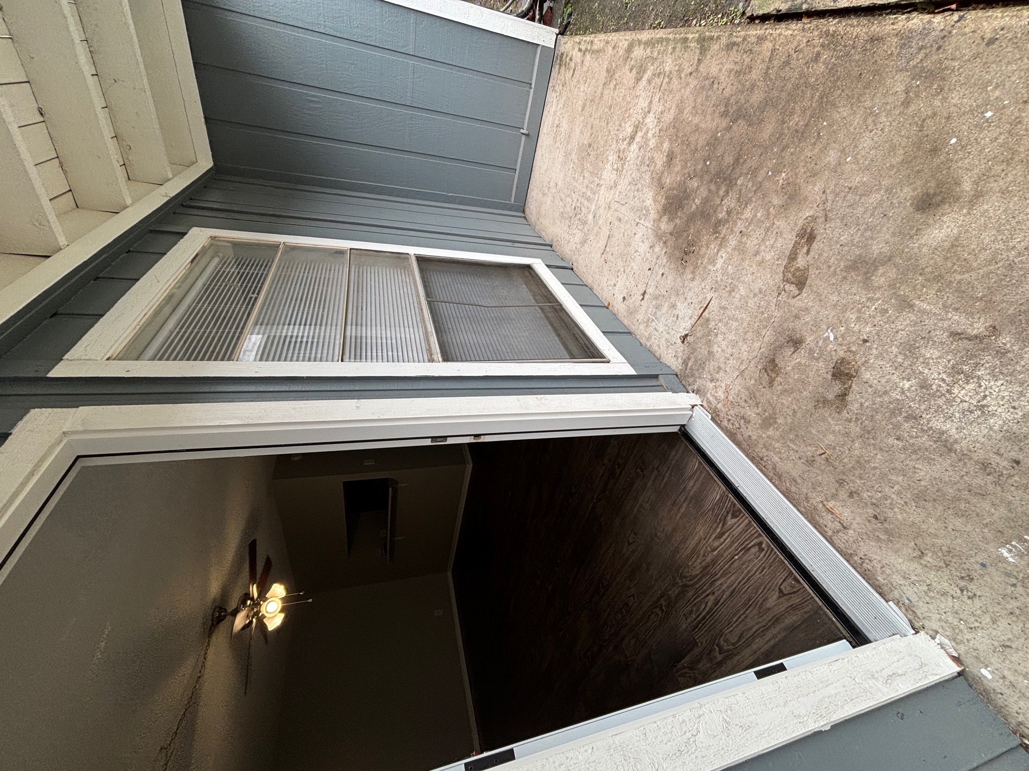 1709 W. Schunior Road - 0911