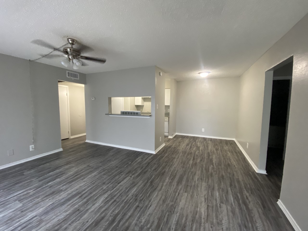 1809 W. Schunior Road - 0712