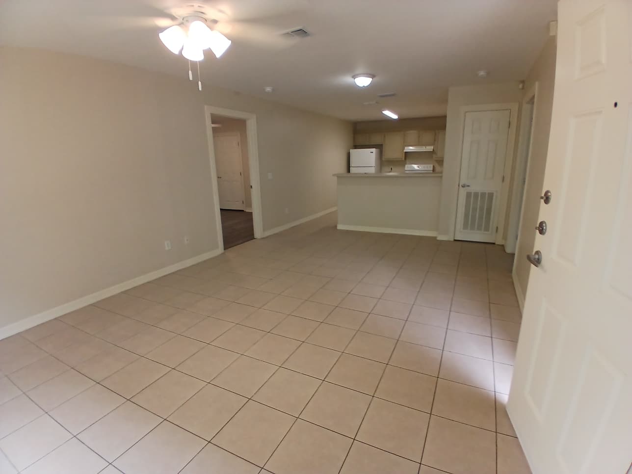 401 East Camellia Avenue - 106D