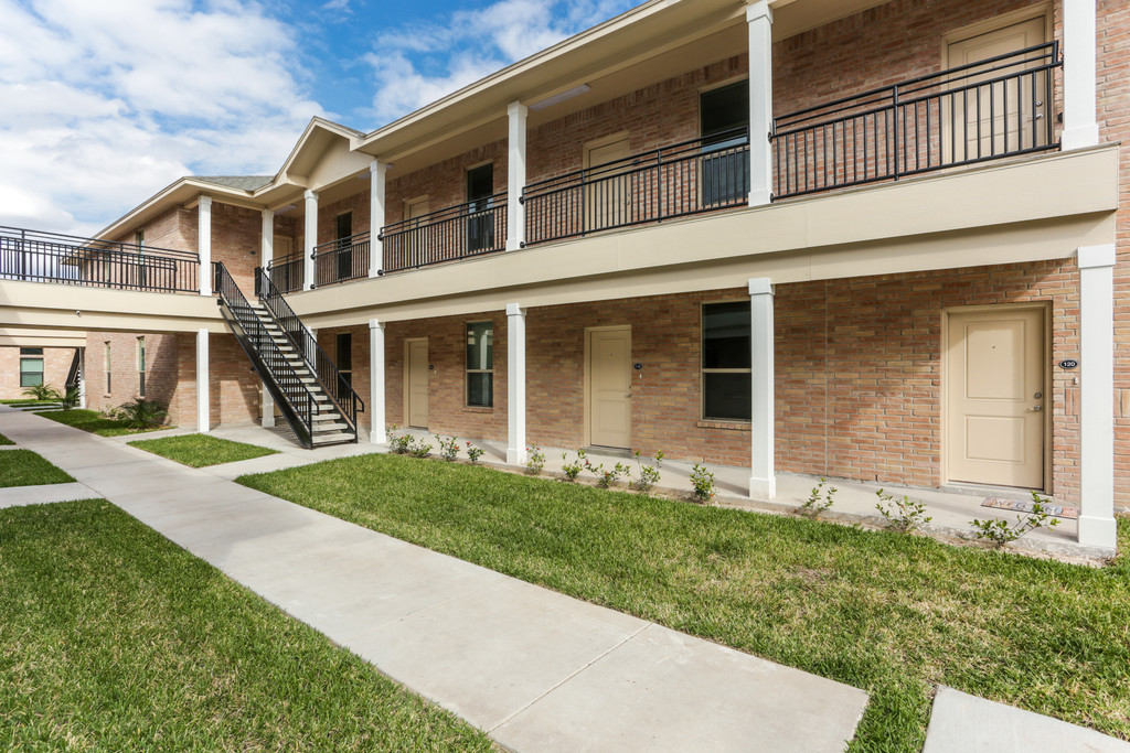 400 South Illinois Avenue - 119