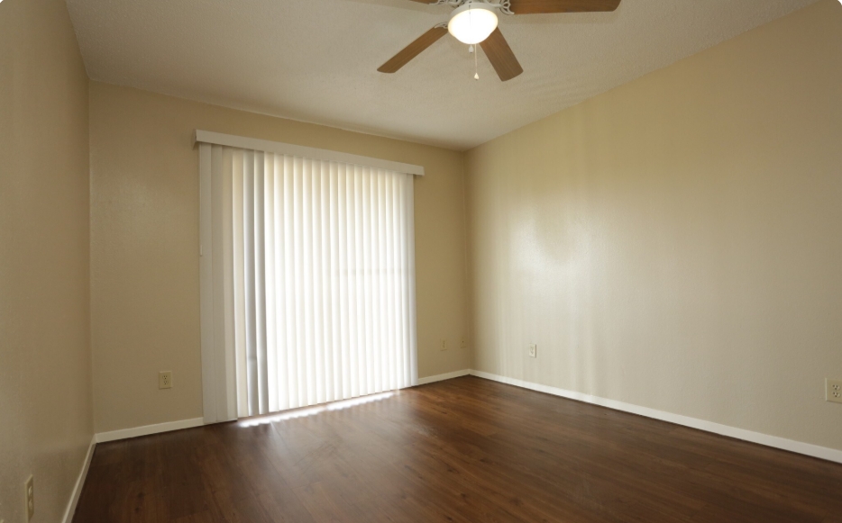 1401 W. Dove Avenue - 41